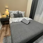 Live-in 5 Quarto em Acomodações Particulares *