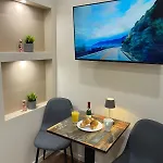 Live-in 5 Quarto em Acomodações Particulares