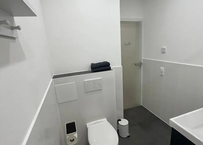 Homestay Live-in 5 *