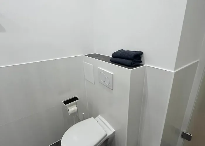 בית אירוח Live-in 5